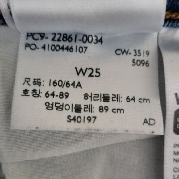 Levi's Womens Jeans Size 25 Wedgie Straight Blue High Rise Button Fly Denim Crop - Picture 12 of 15